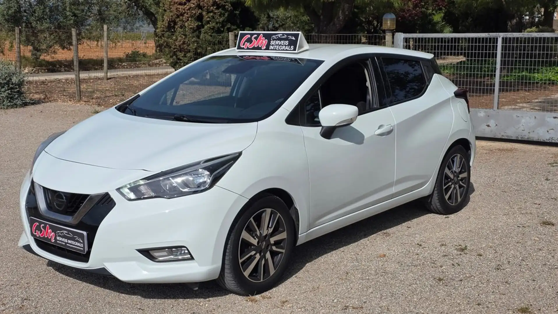 Nissan Micra 1.0 G Visia+ 73 Blanco - 1