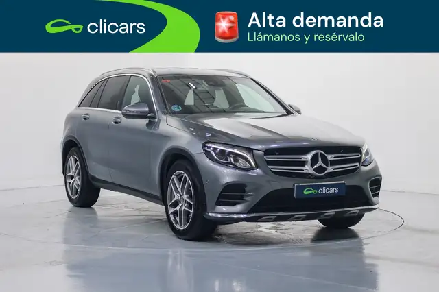 Mercedes-Benz GLC view 3