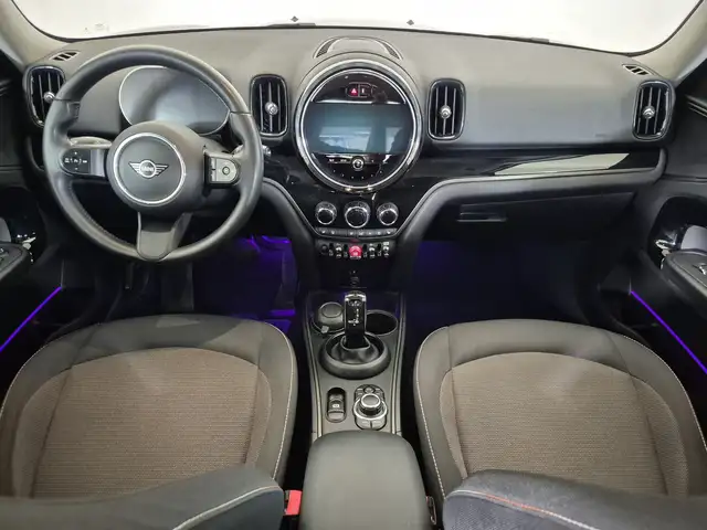 Mini Cooper Cooper view 9