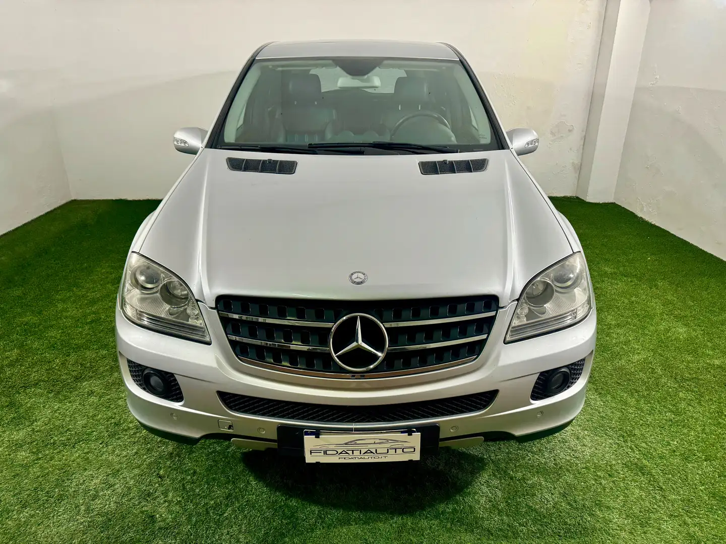 Mercedes-Benz ML 350 Classe M350 CHROME 4MATIC AUTOMATICO Argento - 2