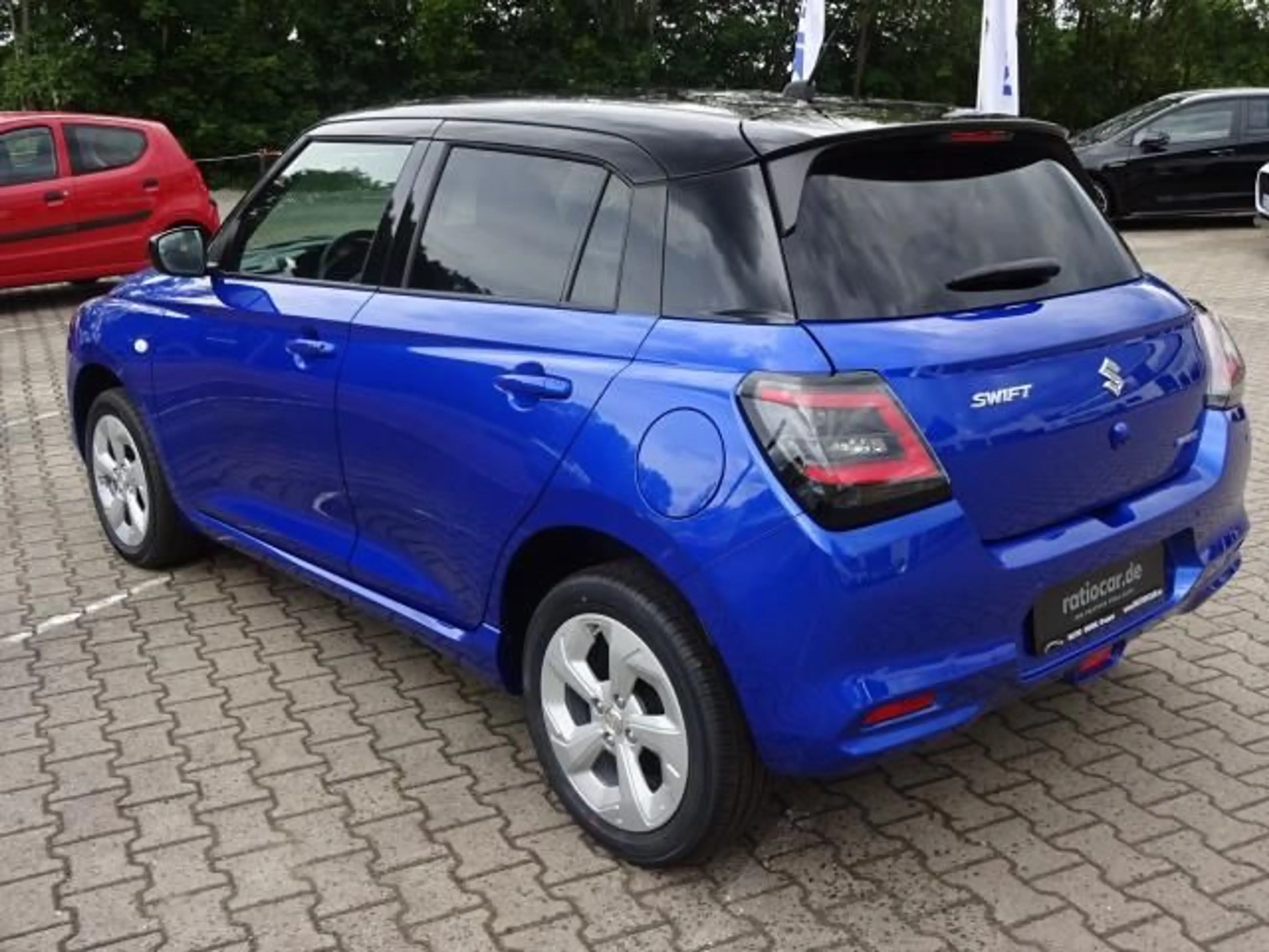 Suzuki Swift SWIFT 1.2 DUALJET ALLGRIP COMFORT NAVI SITZHEIZ. — photo 3