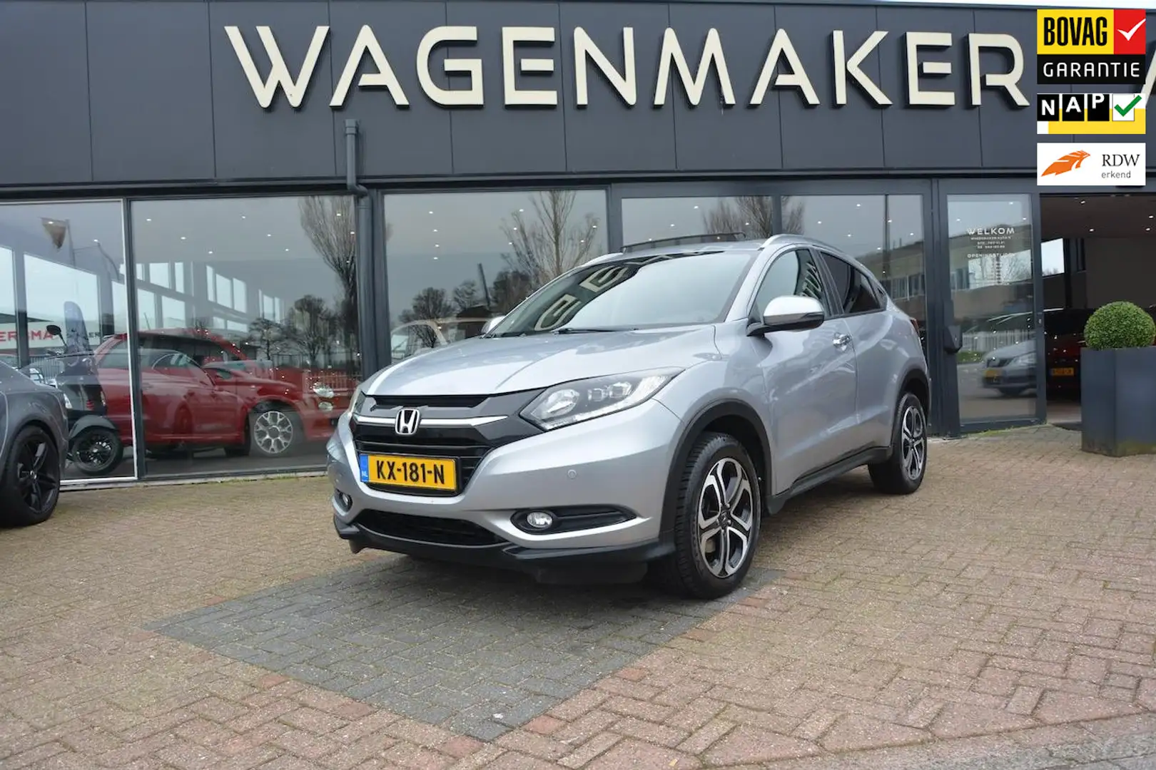 Honda HR-V 1.5 i-VTEC Executive AUT|Clima|Cruise|NAVI|Camera Grijs - 1