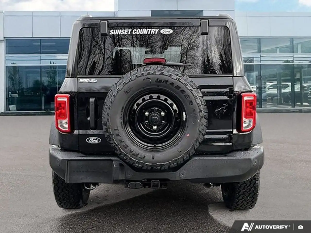 Ford Bronco снимка Ford Bronco