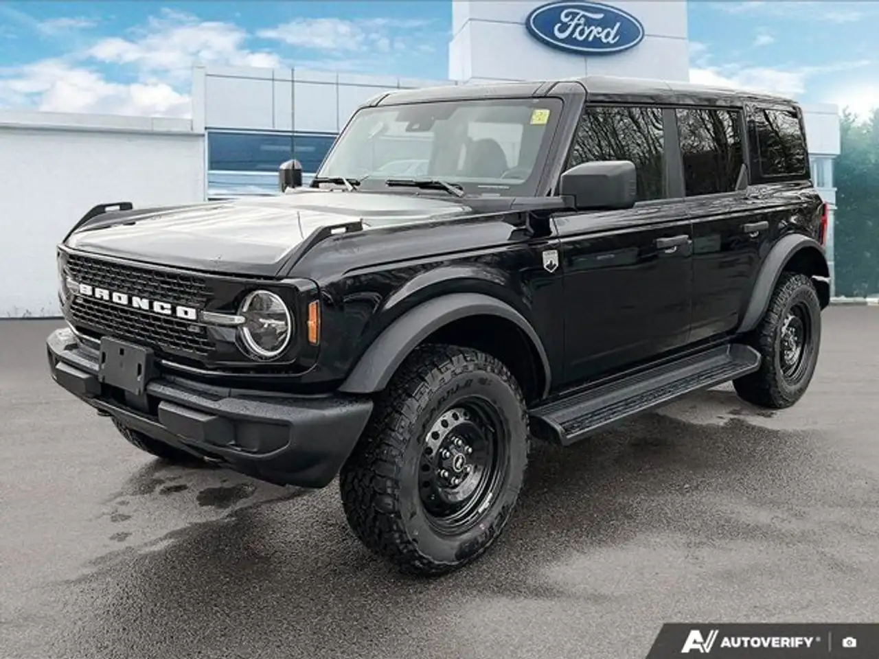 Ford Bronco снимка Ford Bronco