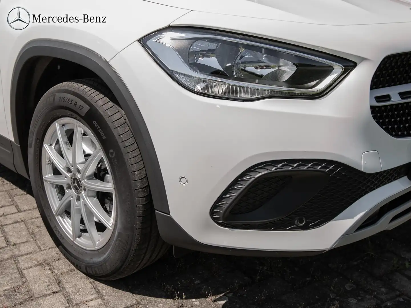 Mercedes-Benz GLA 200 Business+Parktronic+Spurhalte+Sitzhzg Blanc - 2