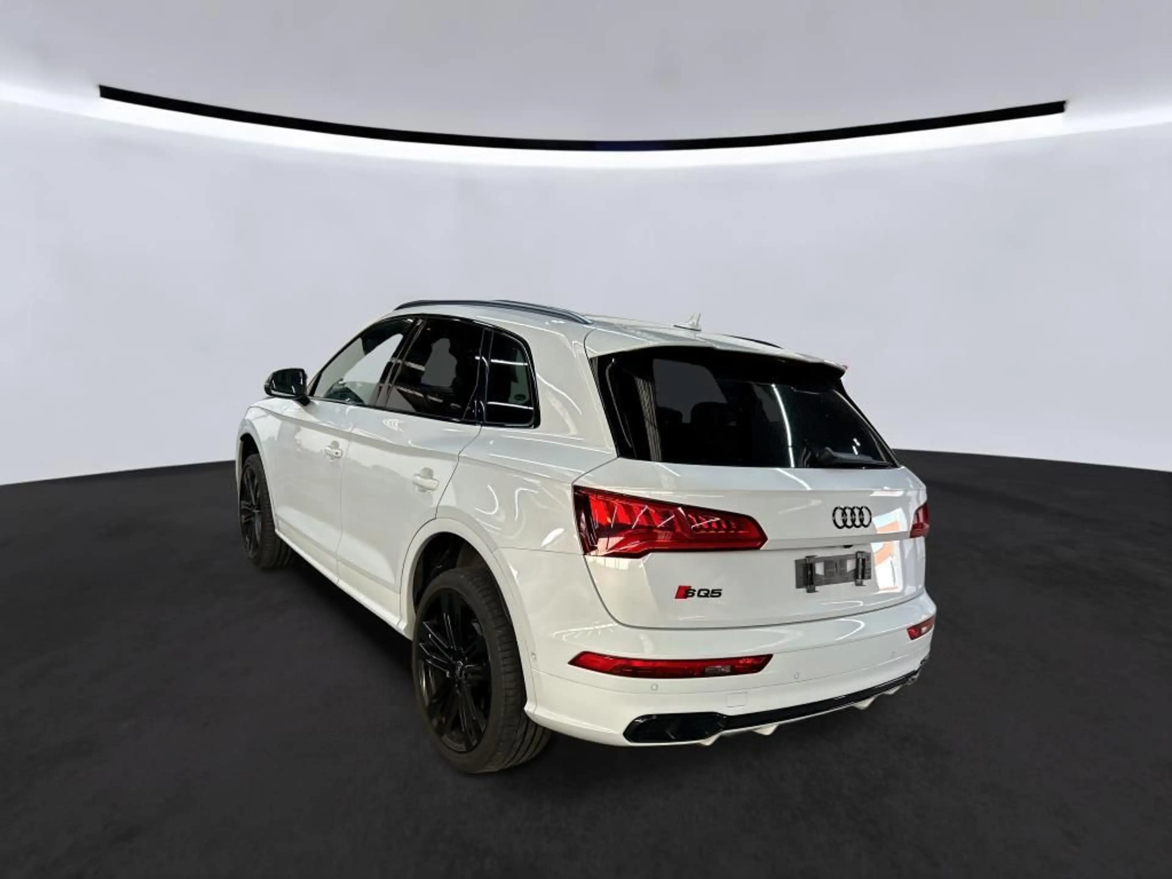 Audi SQ5 3.0 TDI quattro Matrix/Pano/B&O/HUD/360 — photo 4
