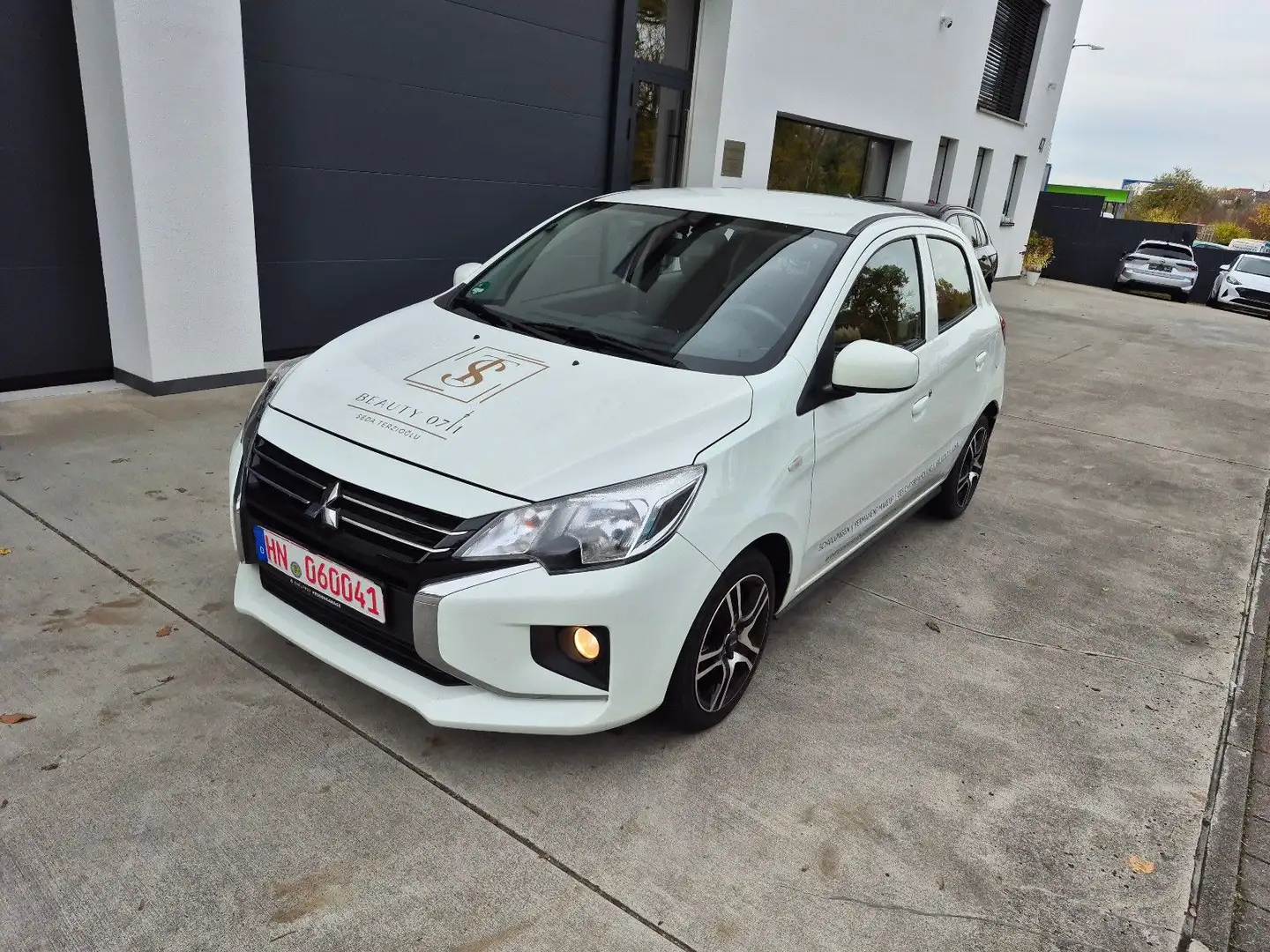 Mitsubishi Space Star Select Weiß - 1