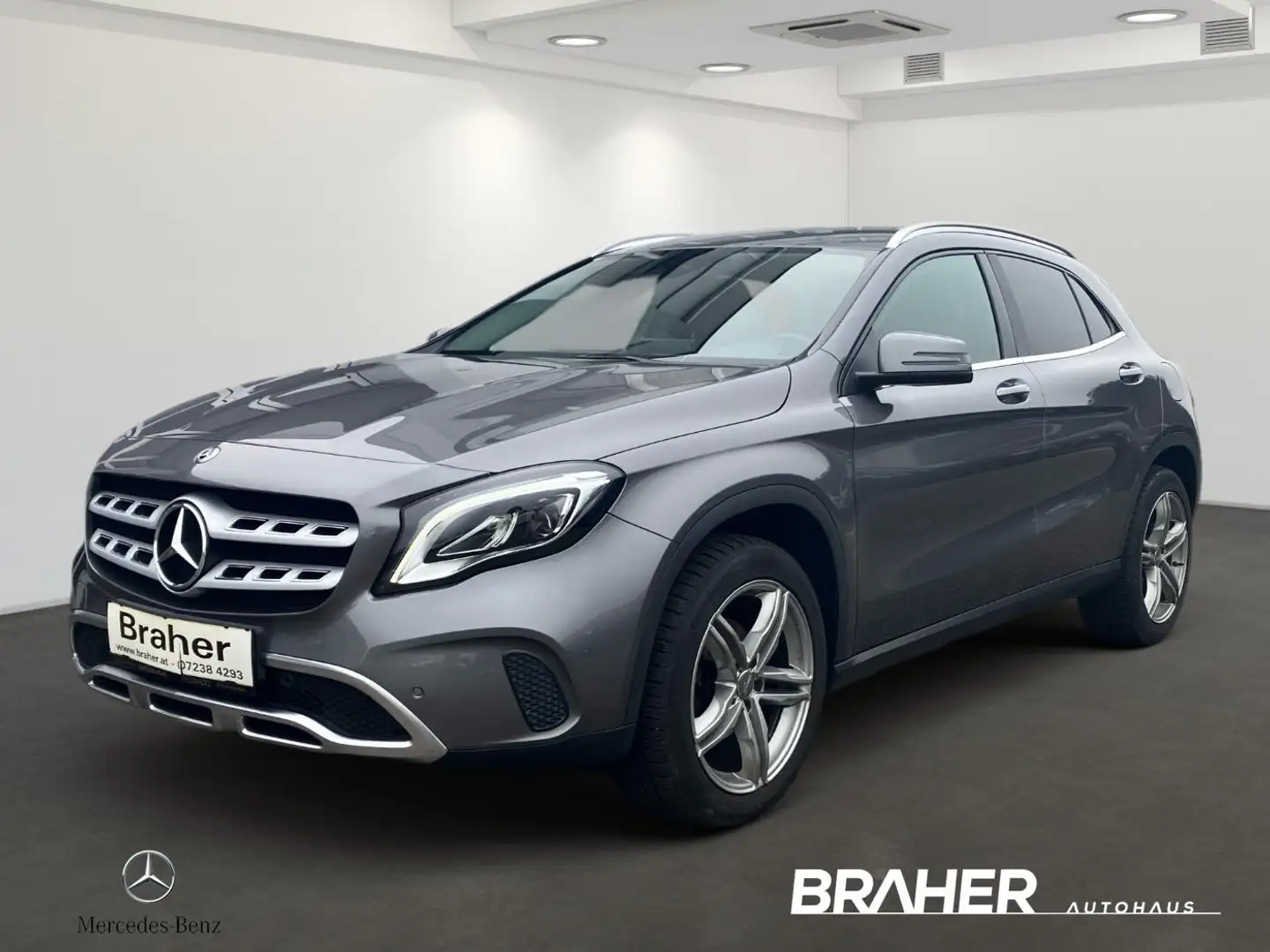 Mercedes-Benz GLA 200 d 4MATIC Urban KeyGo PTS Shz LED eHeck Grigio - 1