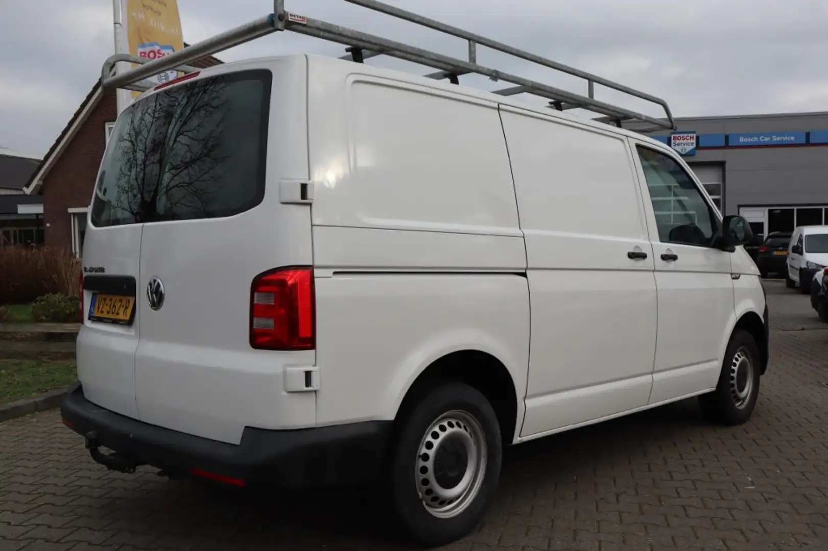 Volkswagen T6 Transporter L1H1 Economy 2.0 TDI I IMPERIAAL I TREKHAAK I AIRC Blanc - 2