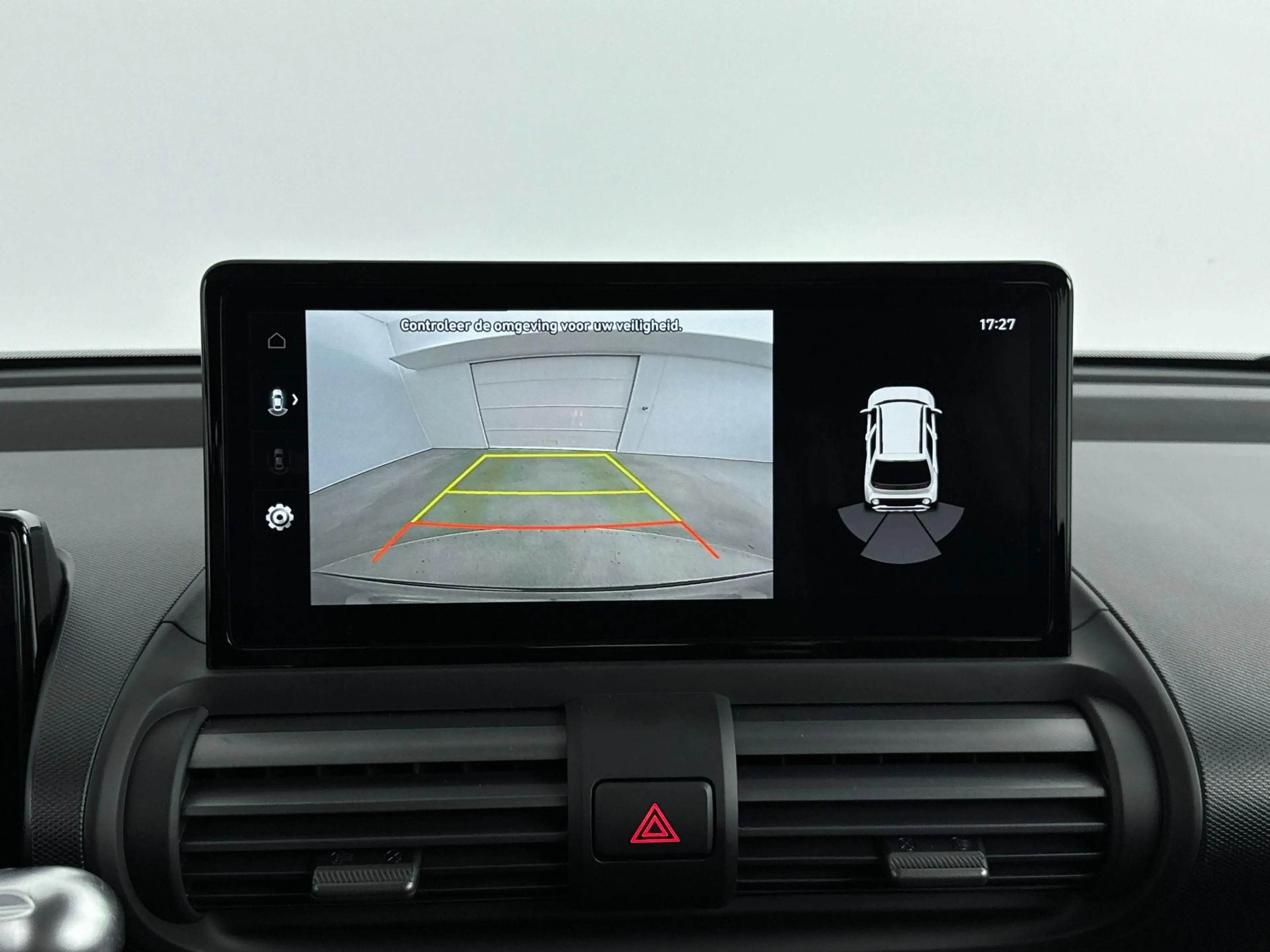 Hyundai Inster E-Motion + Comfort Pack 42 kWh | Stuur - en Stoelv — photo 11
