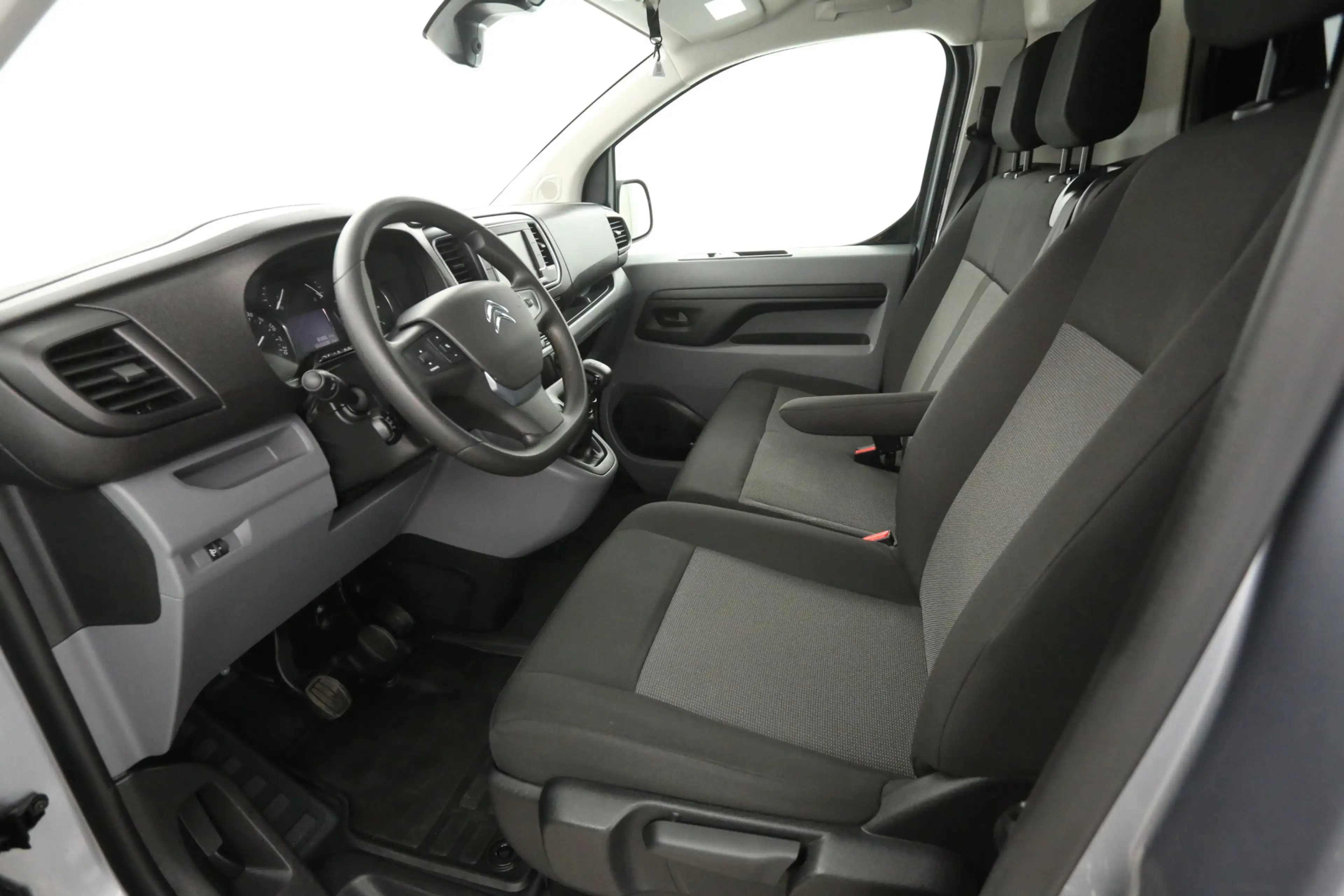 Citroen Jumpy 1.5 BlueHDI L2H1 | Airco | Cruise | Carplay | 3 Zi — photo 21