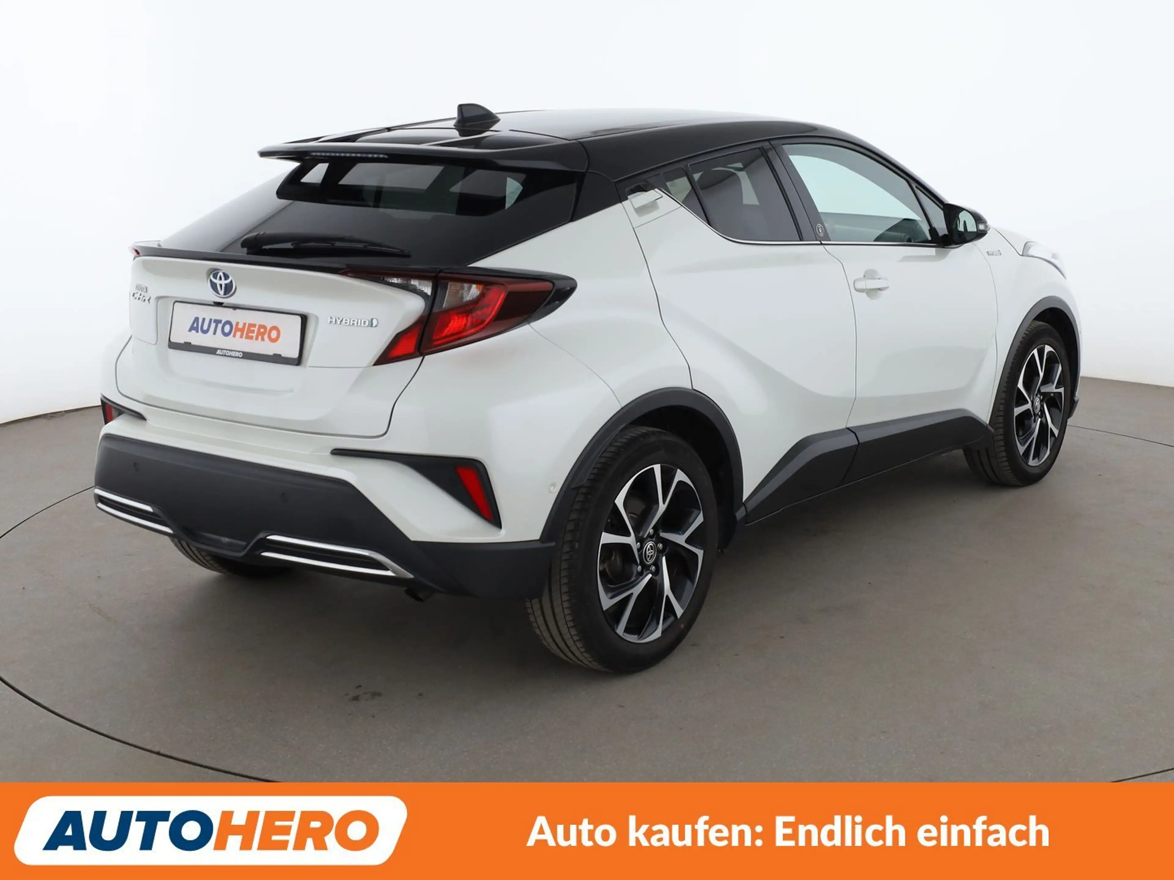 Toyota C-HR 2.0 Hybrid Team D Aut.*LED*TEMPO*PDC* — photo 6