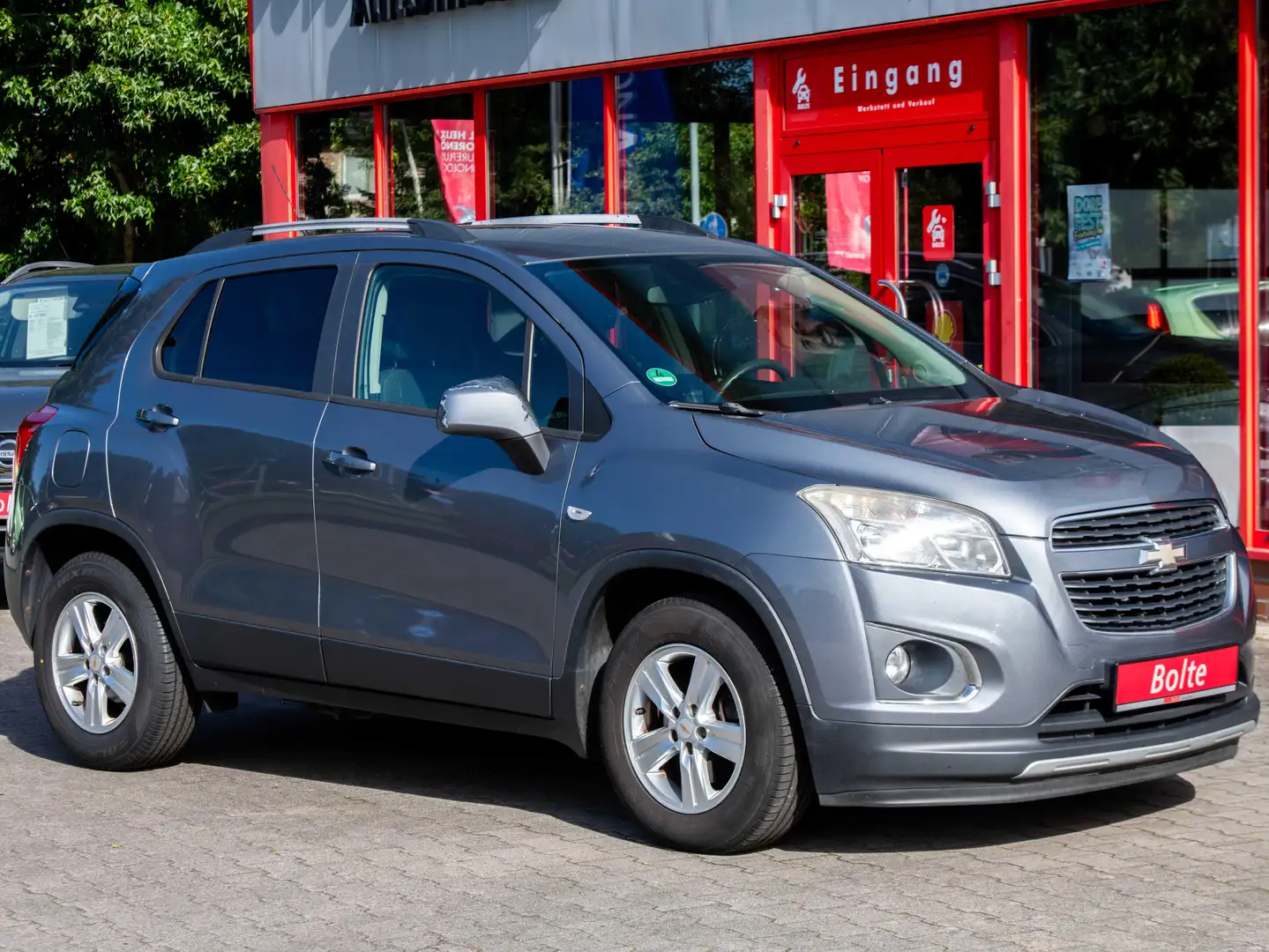 Chevrolet Trax LS+ Grau - 2