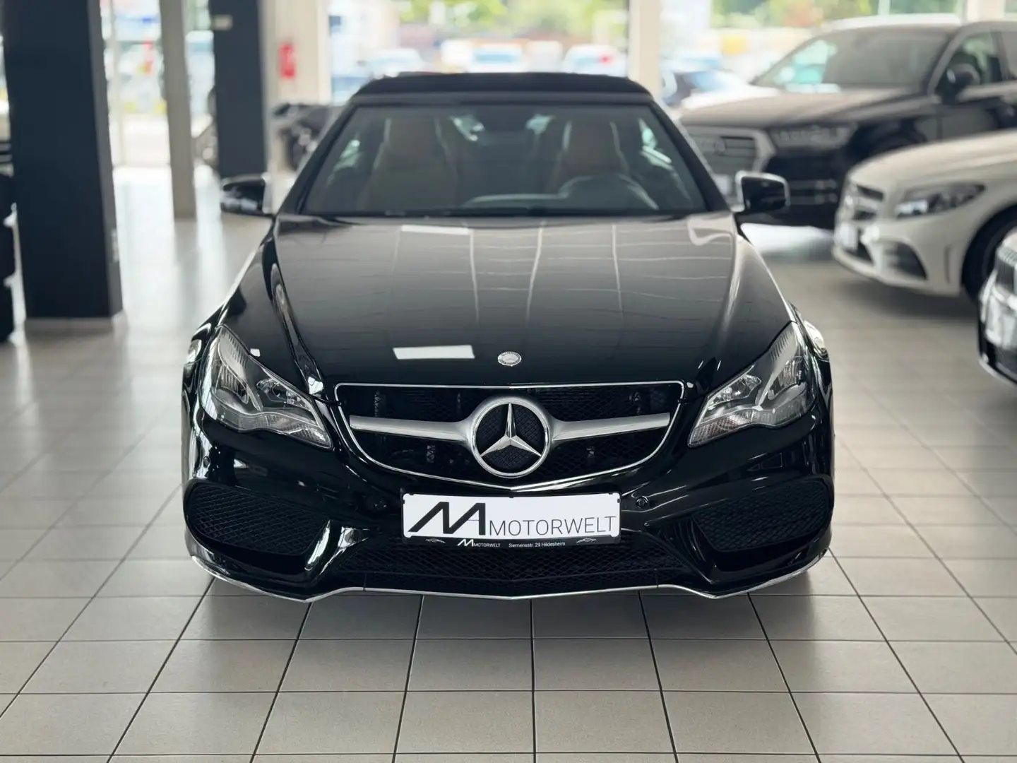 Mercedes-Benz E 250 Cabrio BlueTec d /AMG/Vollleder/ Schwarz - 2