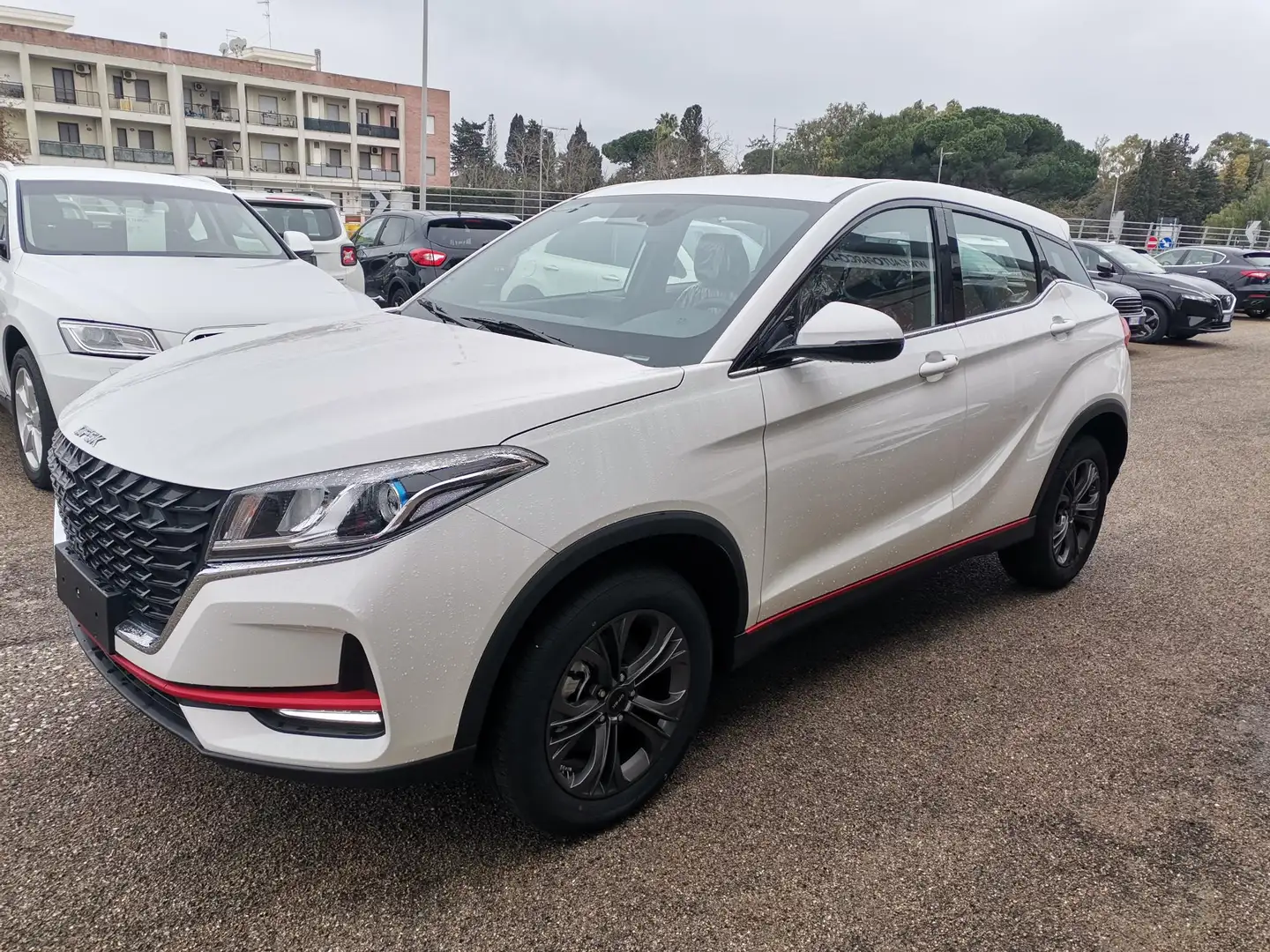 DFSK Glory 580 1.5 bifuel Gpl Standard Weiß - 1