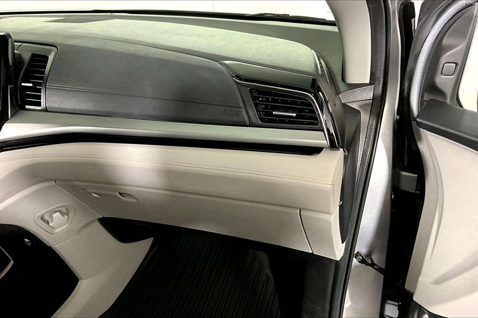 used 2018 Honda Odyssey car, priced at $22,998