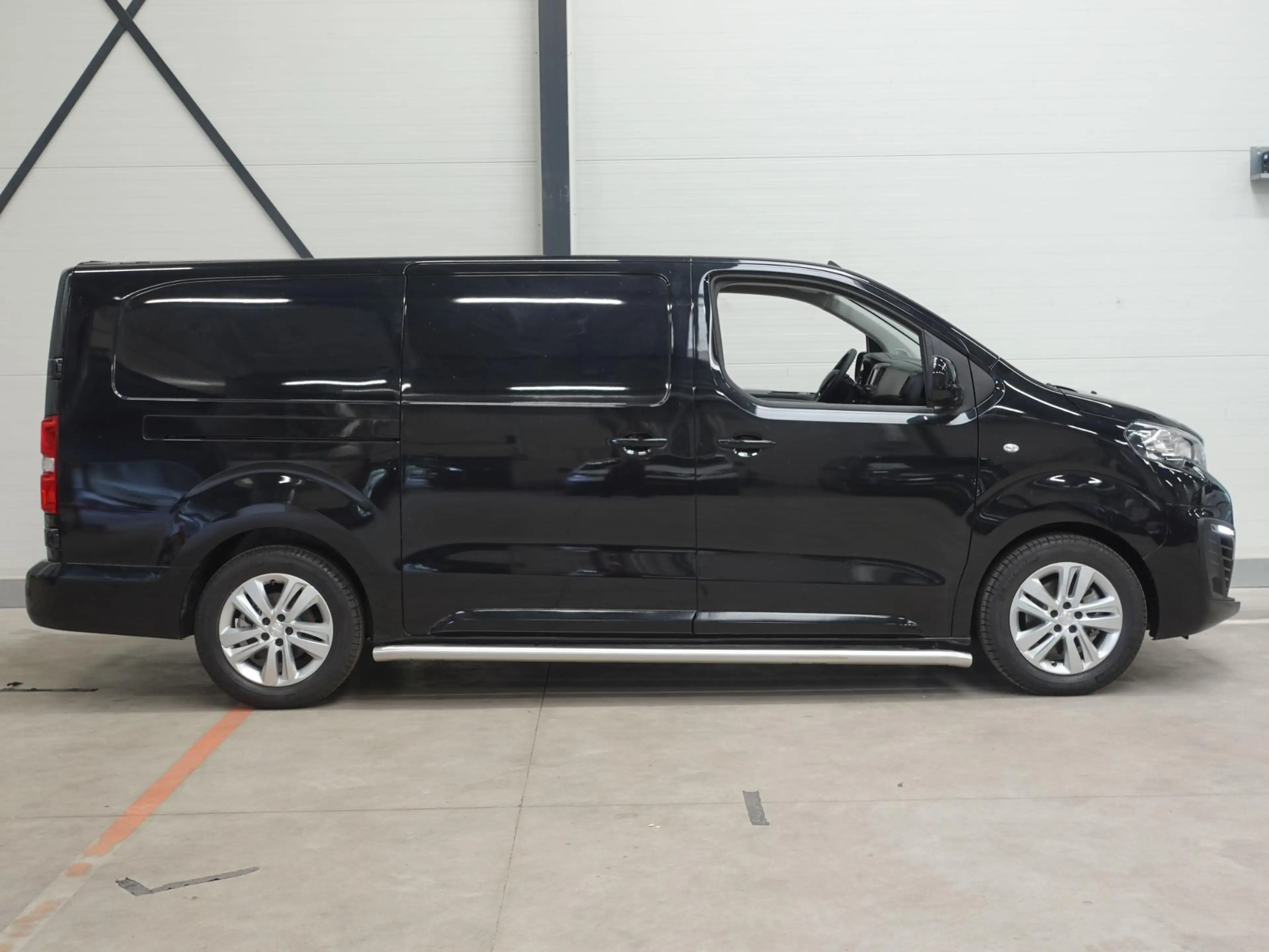 Peugeot e-Expert Long L3H1 Premium 75 kWh 3-zits Automaat Navigatie — photo 7