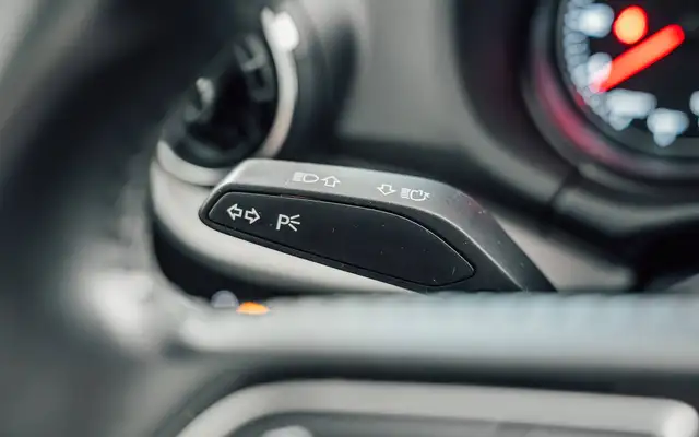 Audi Q2 view 24