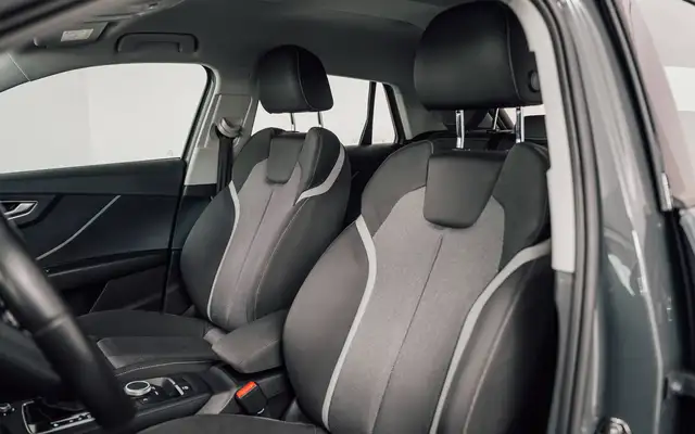 Audi Q2 view 11