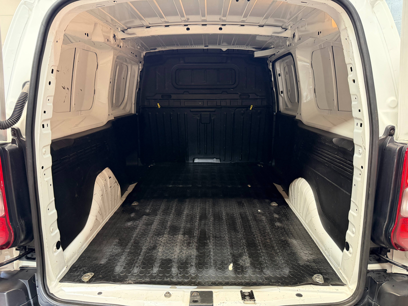 Peugeot Partner Partner utilitaire — photo 11