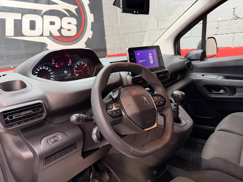 Peugeot Partner Partner utilitaire — photo 14
