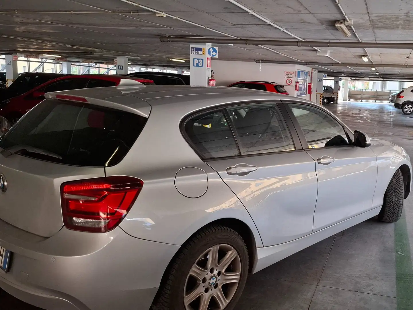 BMW 114 Serie 1 F/20-21 2011 114d 5p Unique Argento - 2