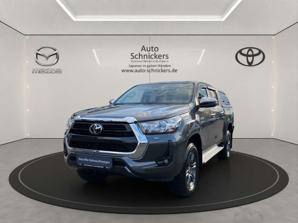 Second hand Toyota Hilux 2.4
