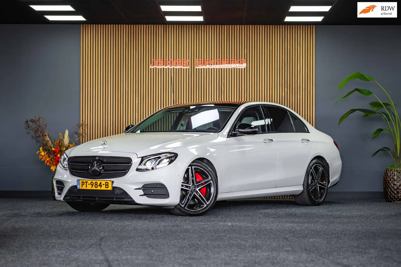 Mercedes-Benz E 400 4Matic Premium Plus |Pano|HUD|360 Wit - 1