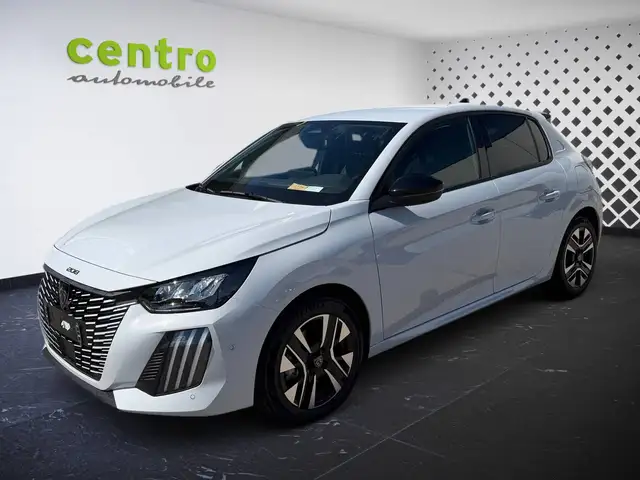 Peugeot 208 view 2