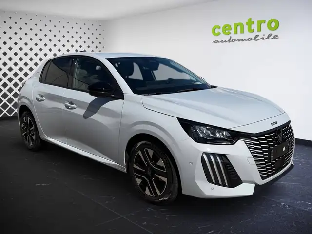 Peugeot 208 view 3