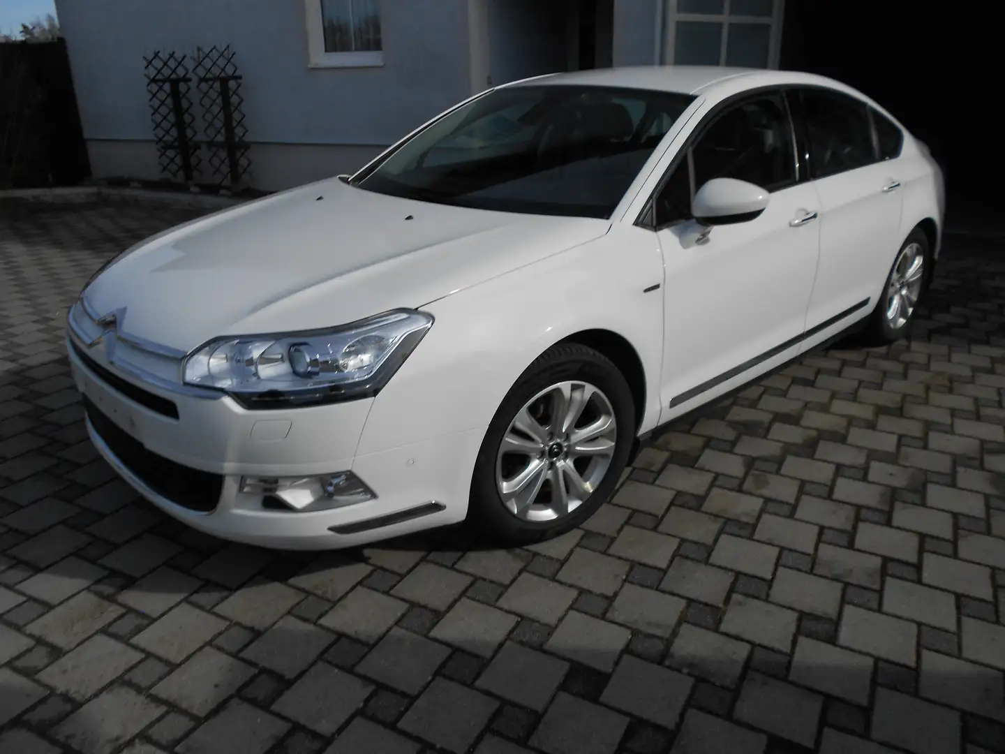 Citroen C5 C5 BlueHDi 180 EAT6 Exclusive Exclusive Weiß - 1