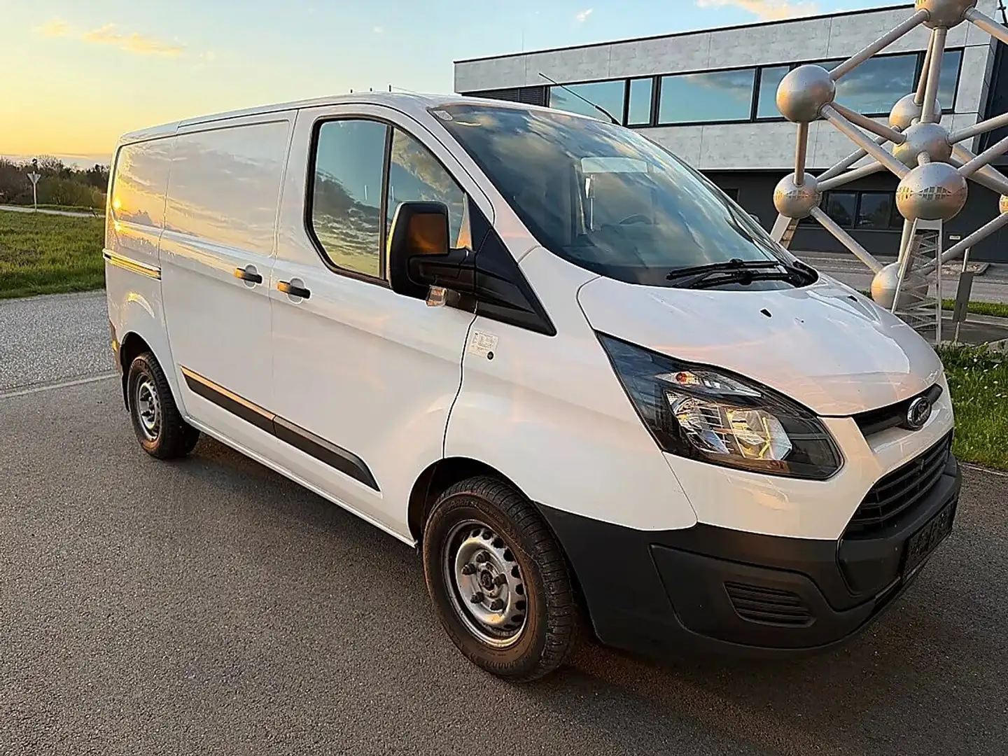 Ford Transit Custom Kasten 2,0 TDCi L1H1 250 Startup Weiß - 2