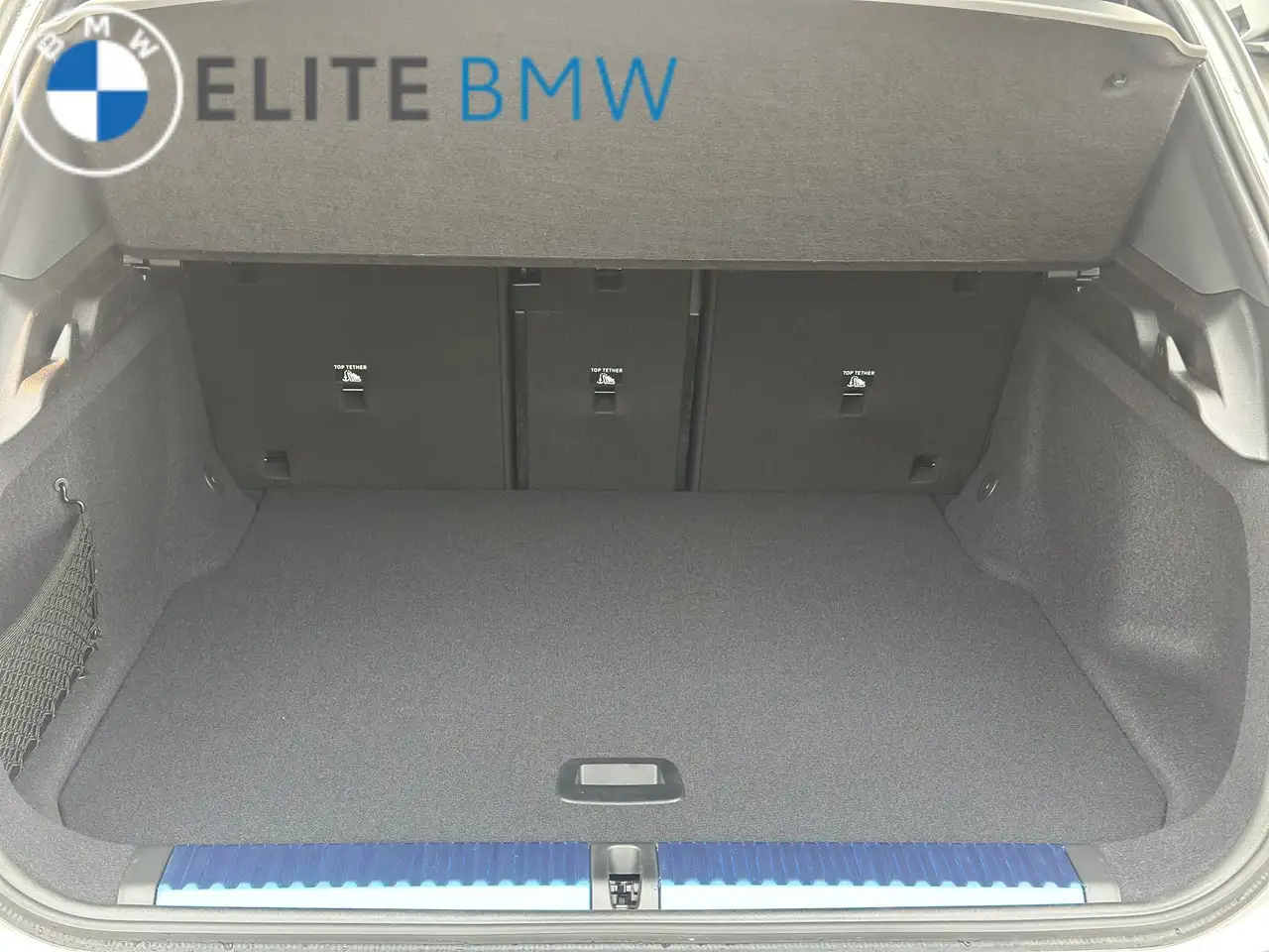 BMW iX3 photo BMW iX3