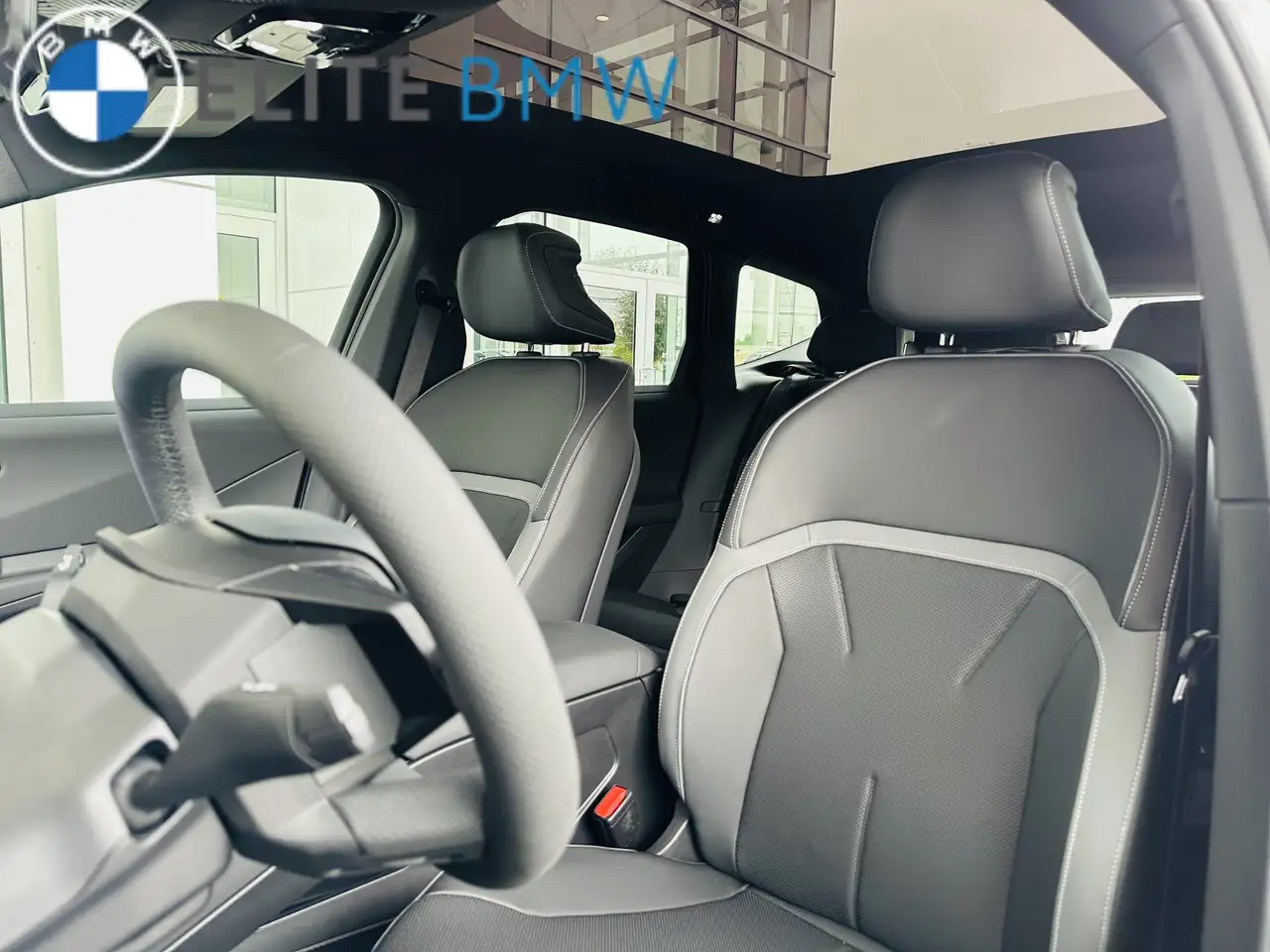BMW iX3 photo BMW iX3