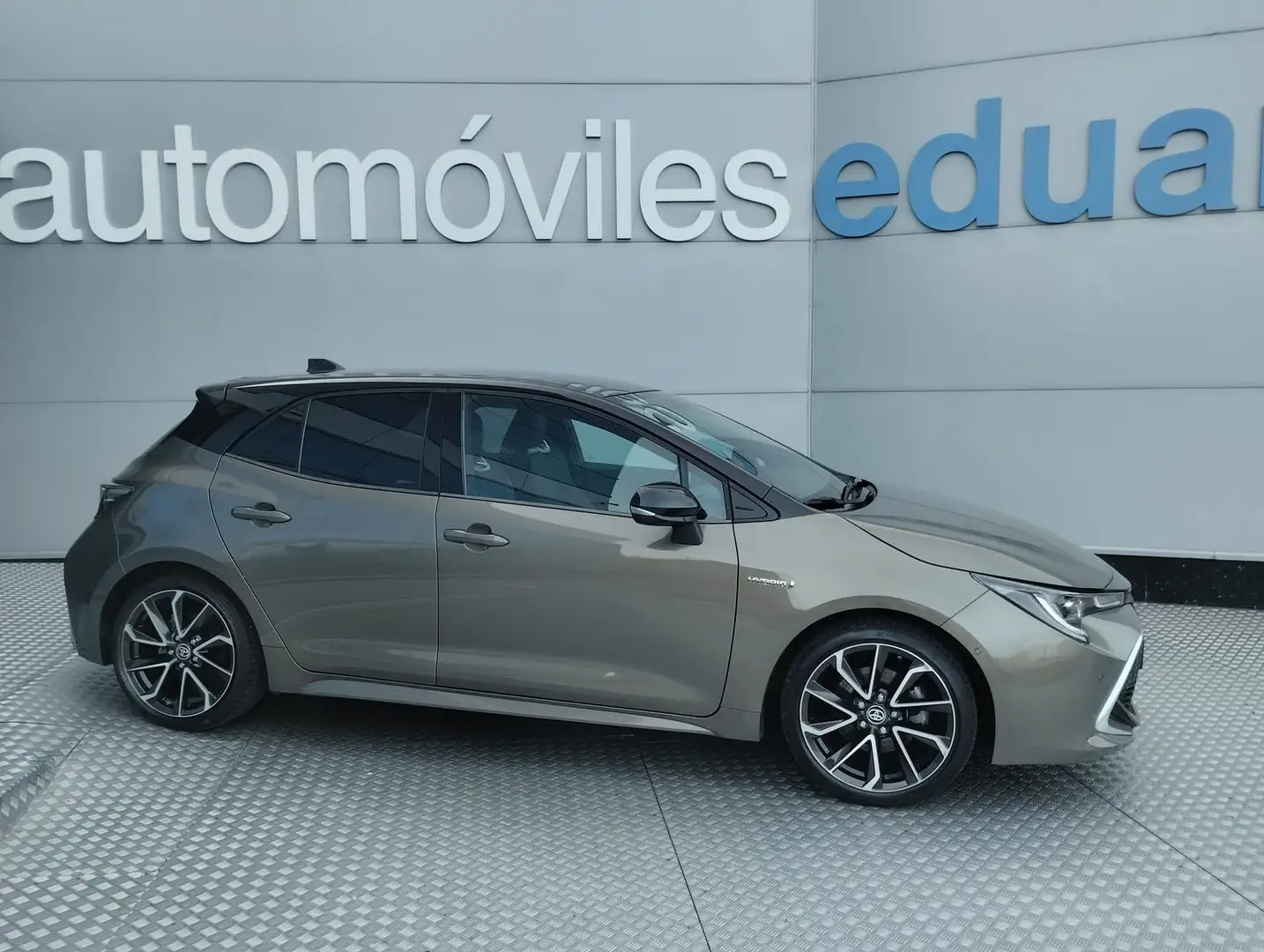 Toyota Corolla 2.0 180cv E-CVT Active Tech Gelb - 1