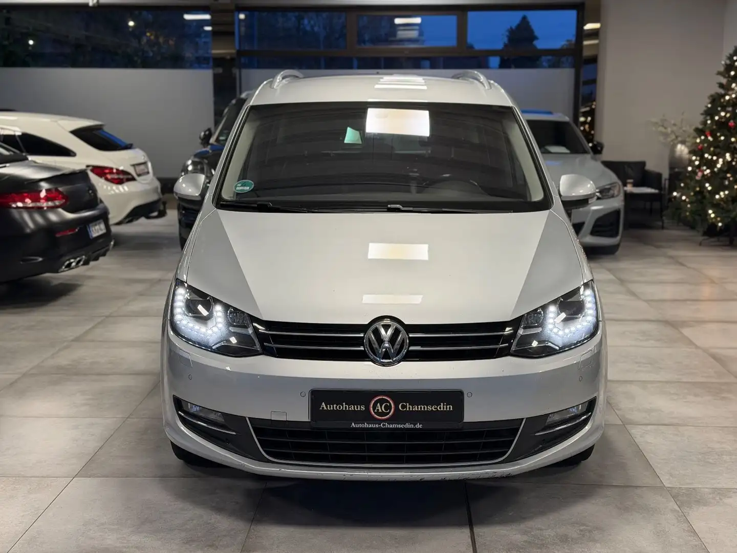 Volkswagen Sharan Highline BMT Silber - 1