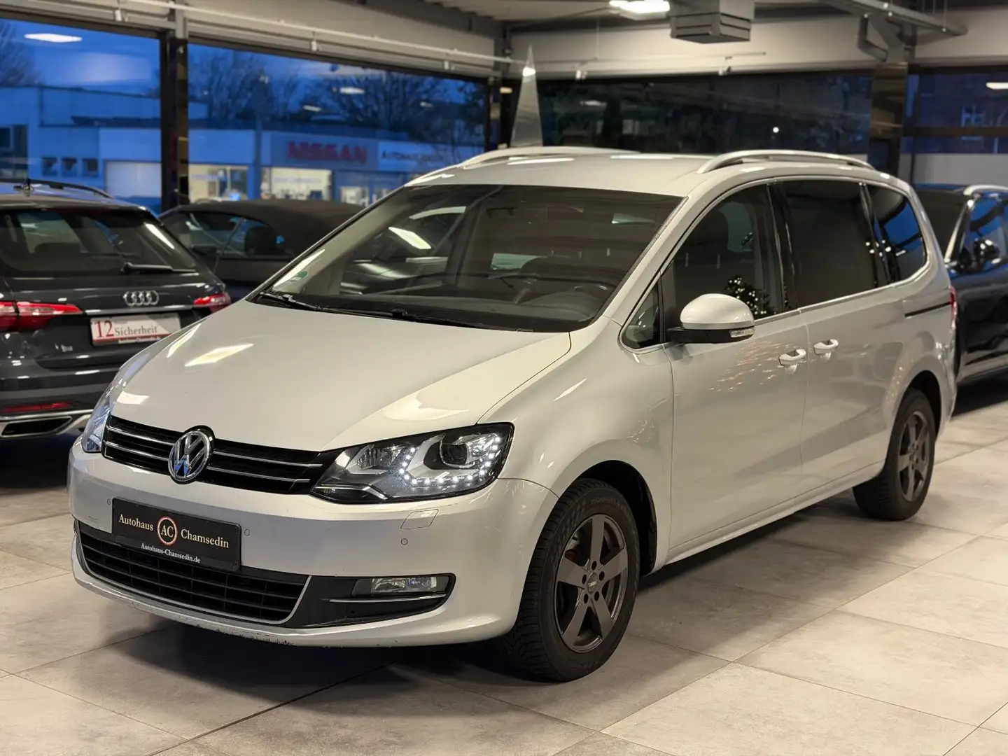 Volkswagen Sharan Highline BMT Silber - 2