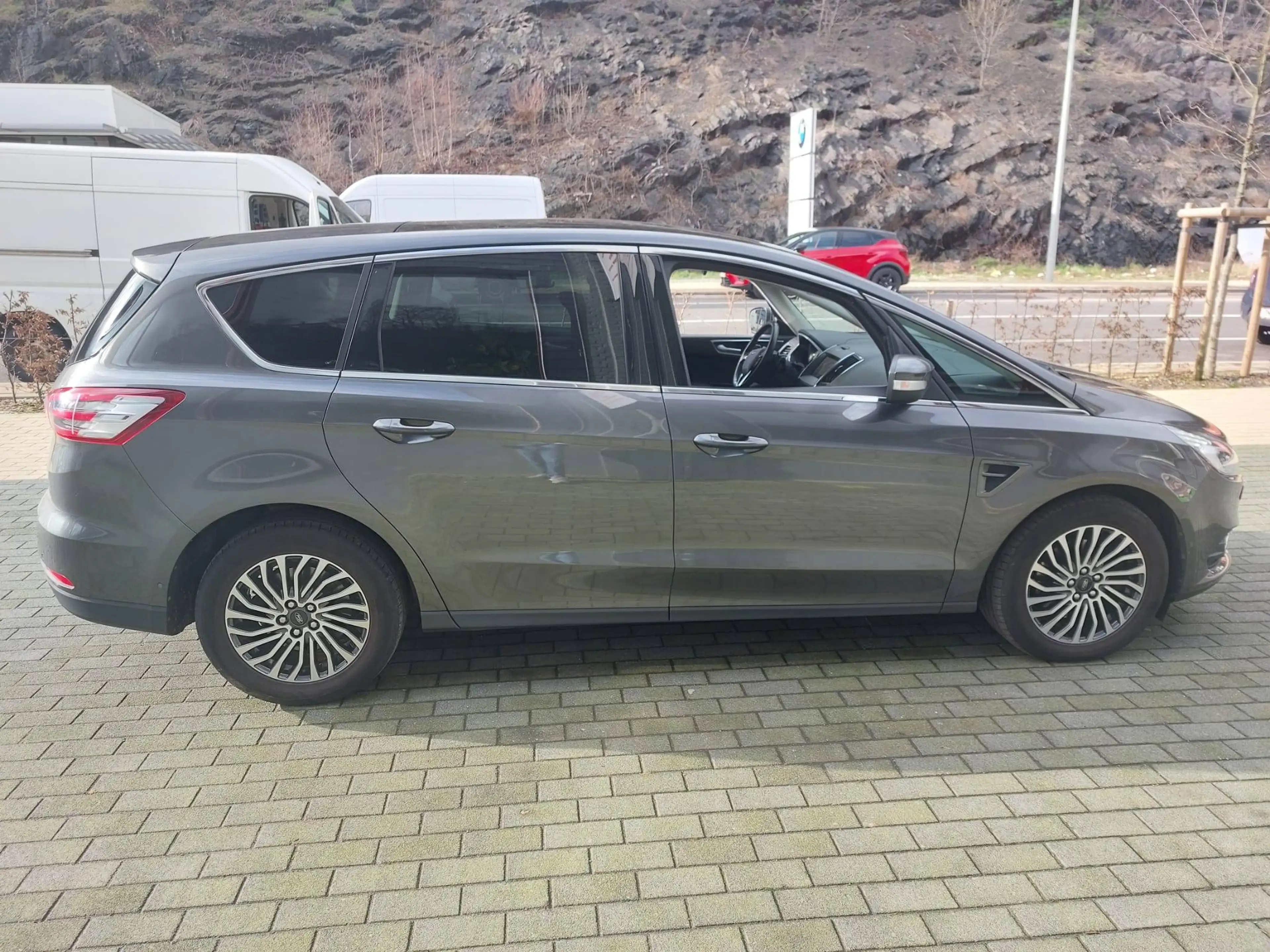 Ford S-Max 2.0 TDCi Titanium 150CH (EU6.2) 7 PLACES GARANTIE — photo 7