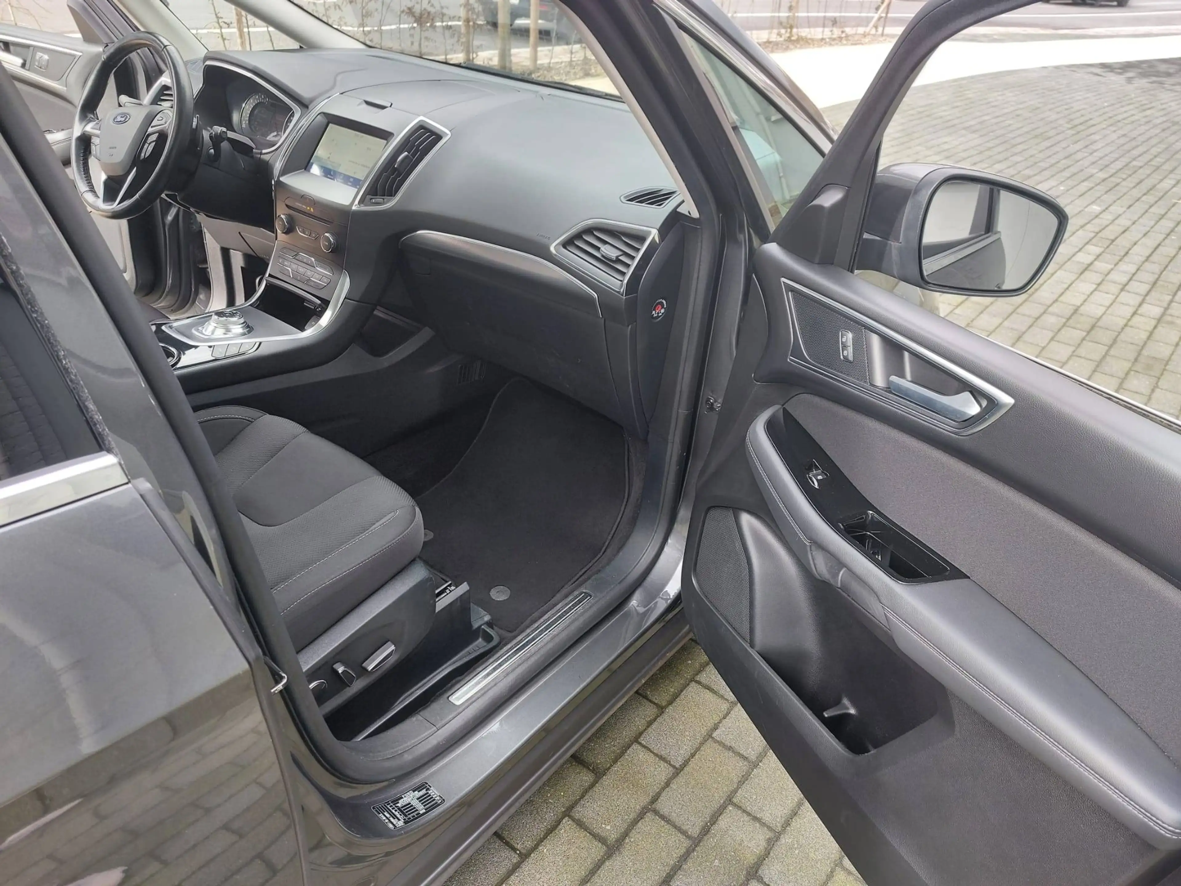 Ford S-Max 2.0 TDCi Titanium 150CH (EU6.2) 7 PLACES GARANTIE — photo 12