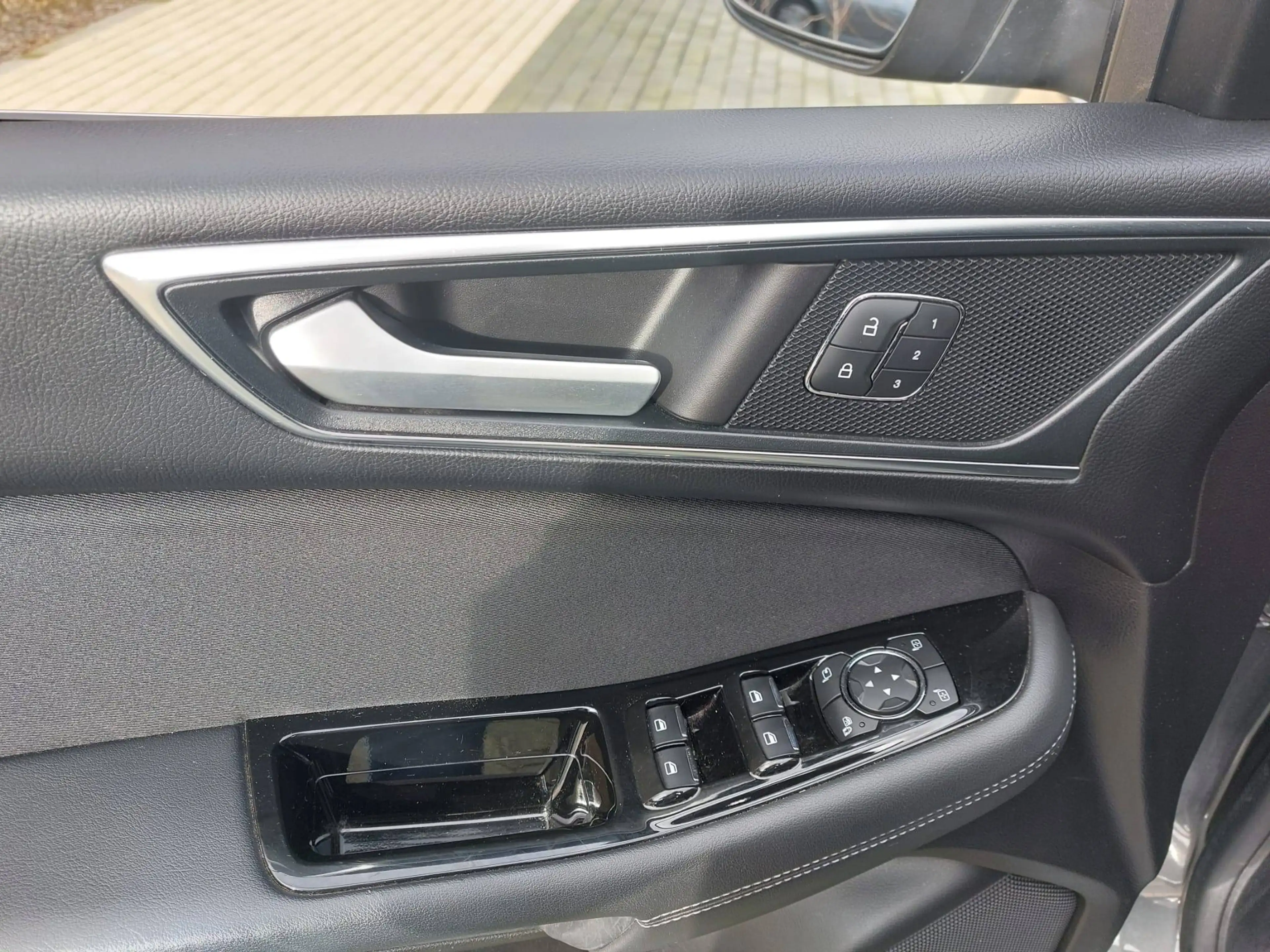 Ford S-Max 2.0 TDCi Titanium 150CH (EU6.2) 7 PLACES GARANTIE — photo 13