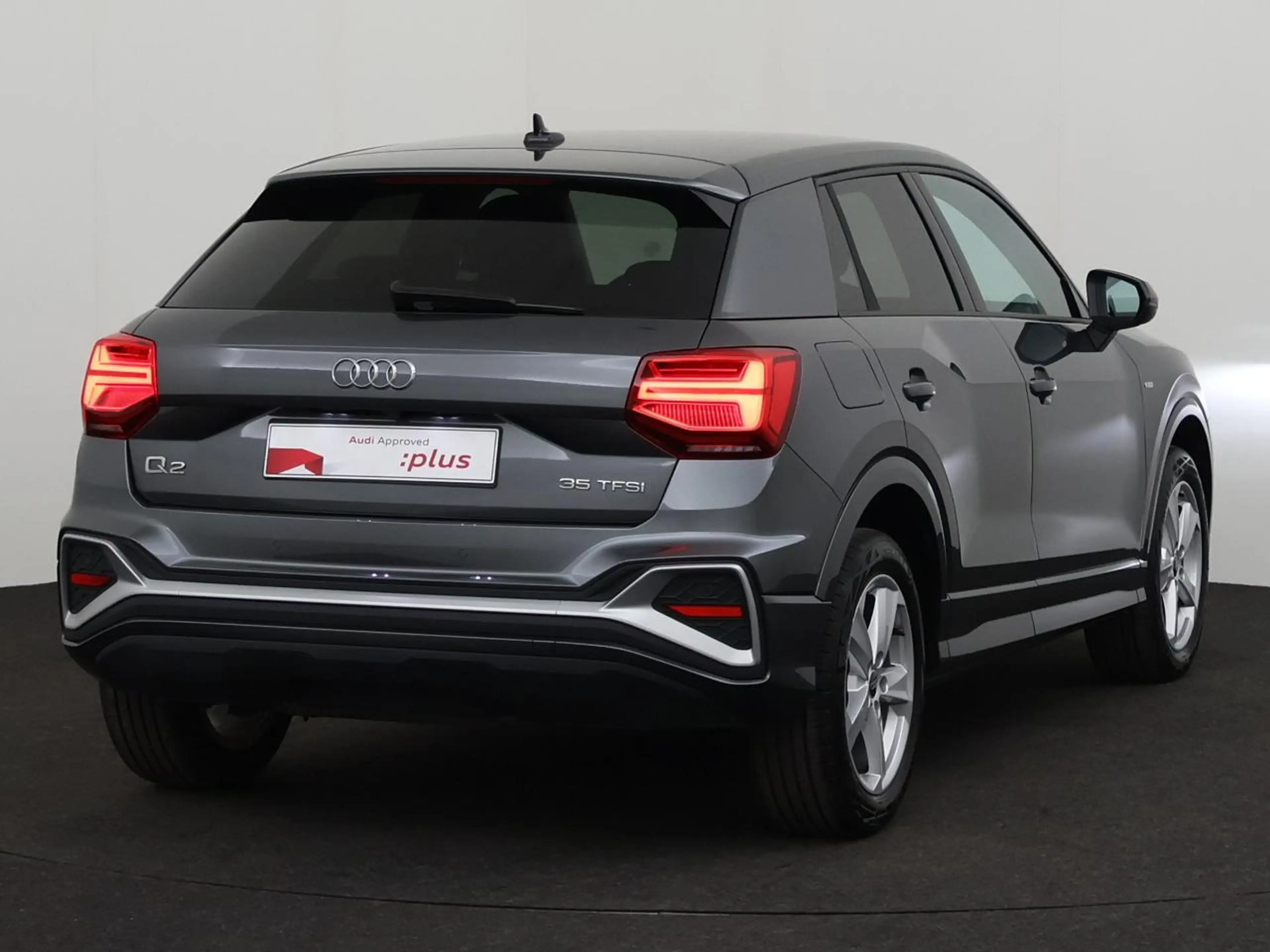 Audi Q2 Audi Q2 Business Edition S line 35 TFSI 110(150) kW(ch) S tronic — photo 2