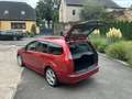 Ford Focus Focus Turnier Turnier 1.6 16V Aut. Ghia Rot - thumbnail 13