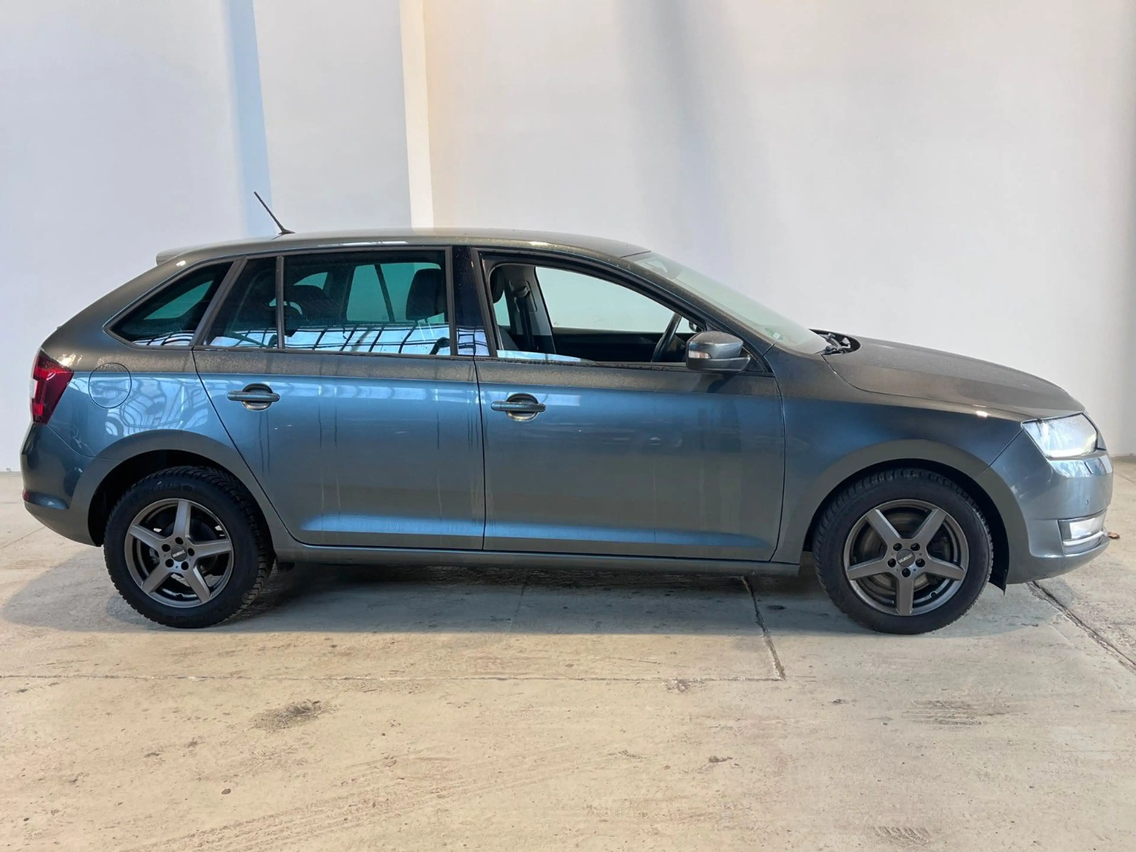 Skoda Rapid/Spaceback Spaceback Clever 1.4 — photo 6