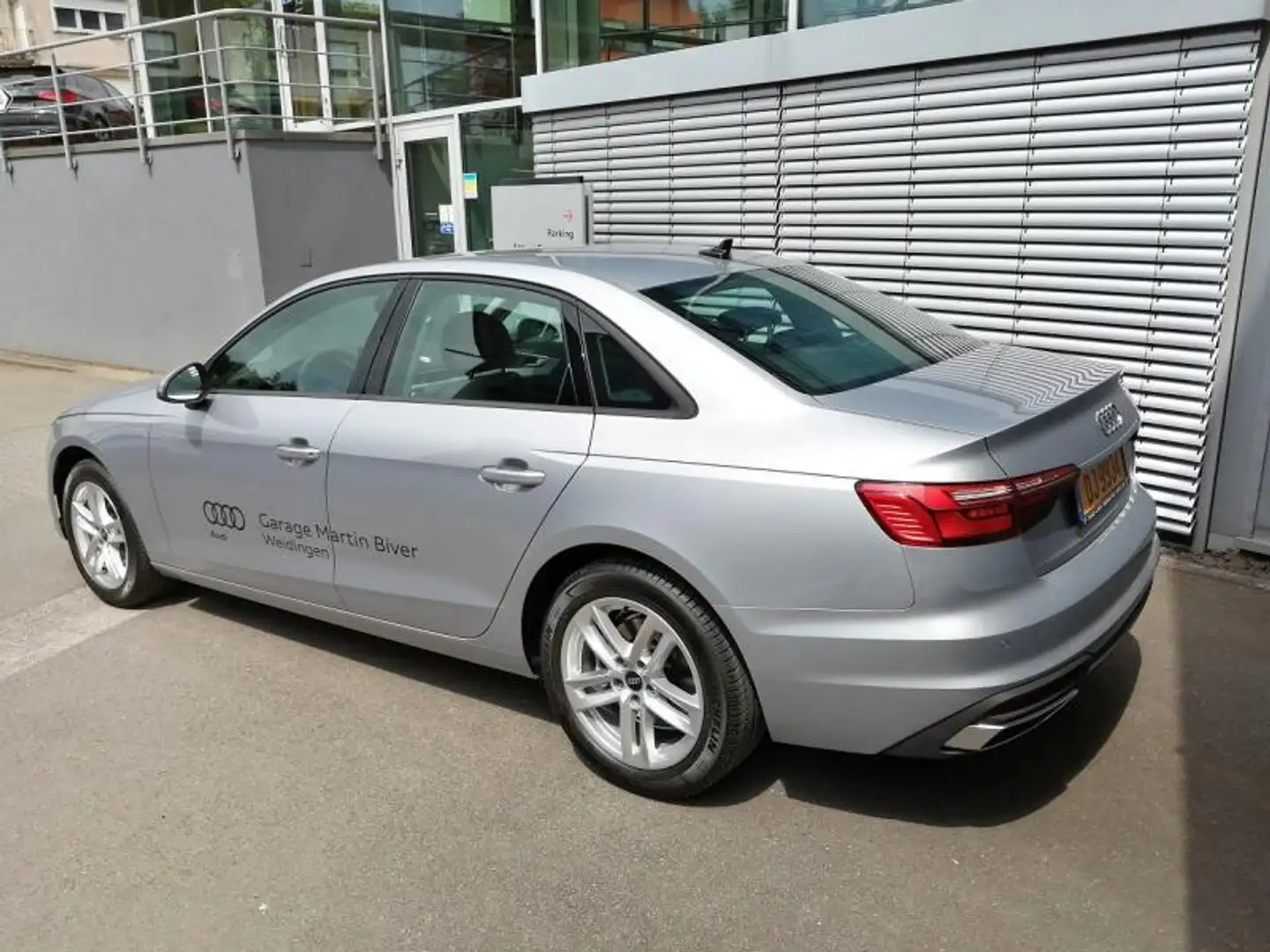 Audi A4 Limousine 35 TDI s-tronic Argent - 2