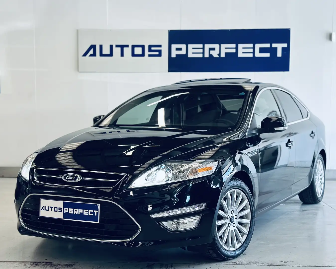 Ford Mondeo 2.0 TDCi Titanium TOIT OUV NAVI CAMERA XENON FULL Zwart - 1