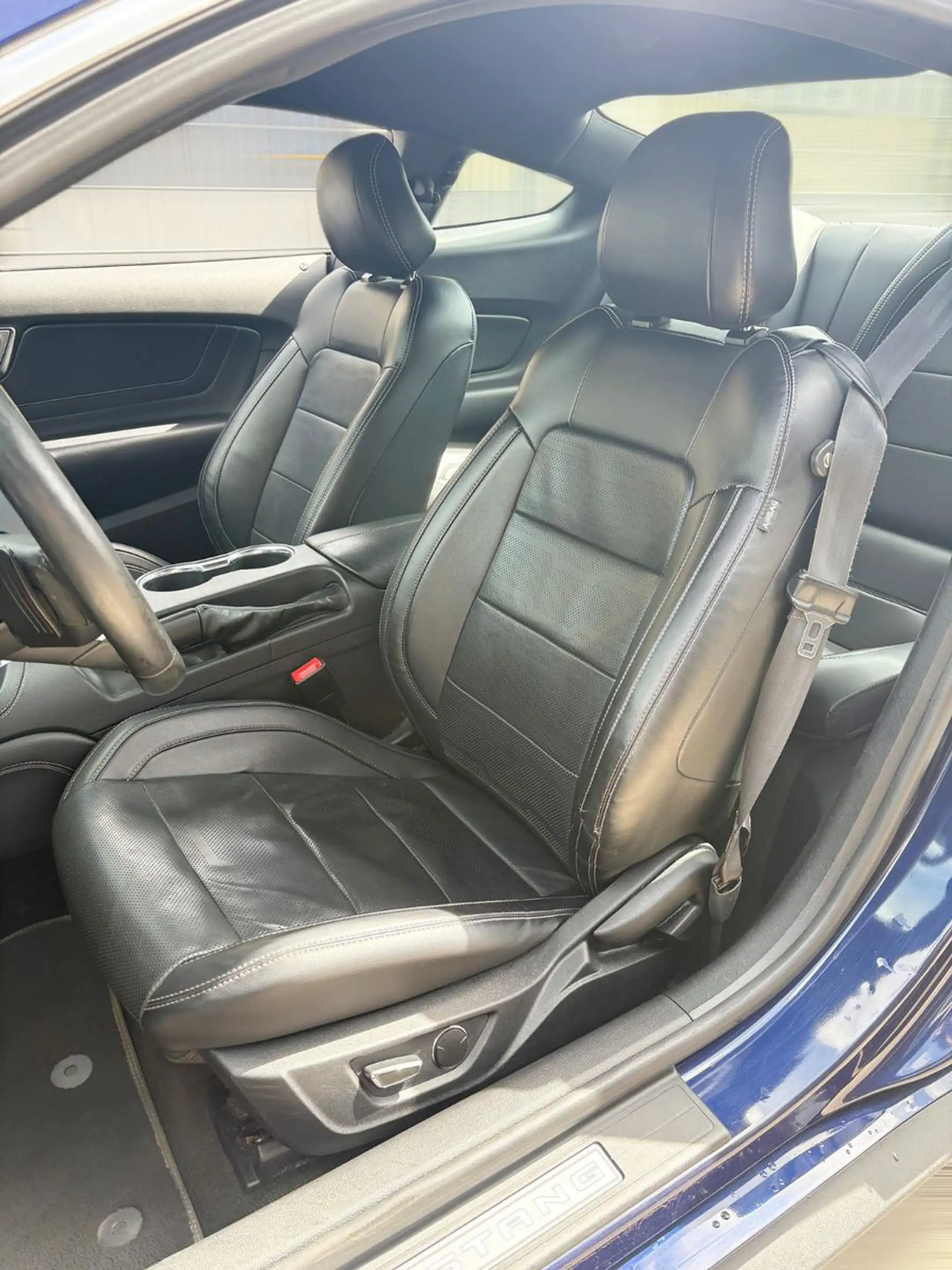 Ford Mustang 5.0 V8 GT Automatik 1.Hd SVT ACC DEUTSCH — photo 4