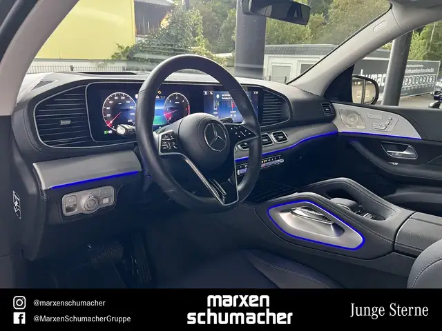 Mercedes-Benz 450 view 9