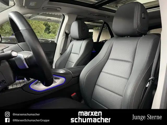 Mercedes-Benz 450 view 10