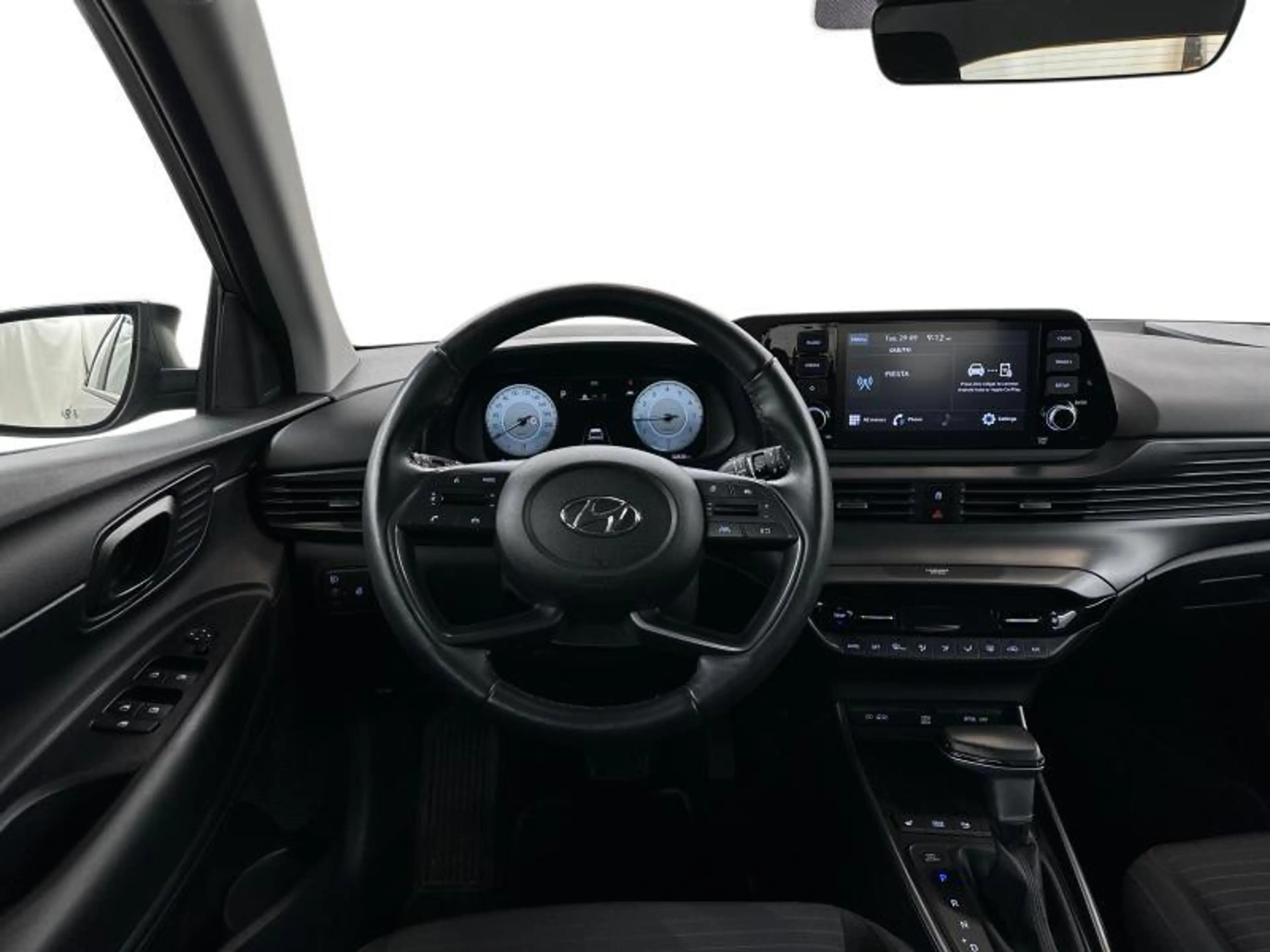 Hyundai i20 AT Comfort | winter pack — photo 10