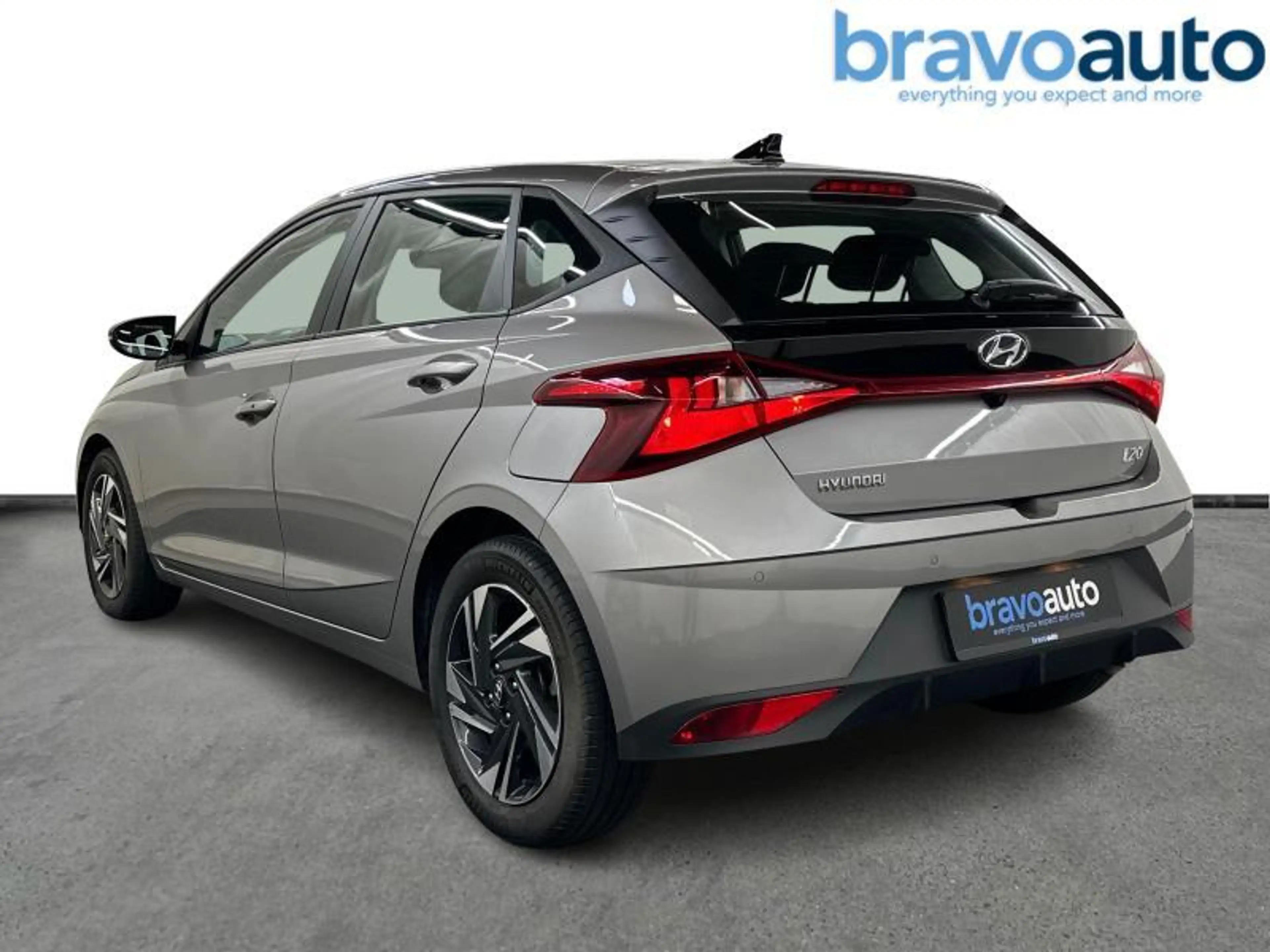 Hyundai i20 AT Comfort | winter pack — photo 3